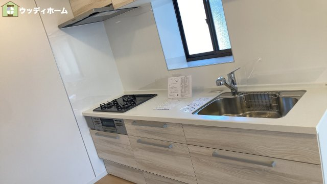 草加市遊馬町　中古一戸建てのキッチン