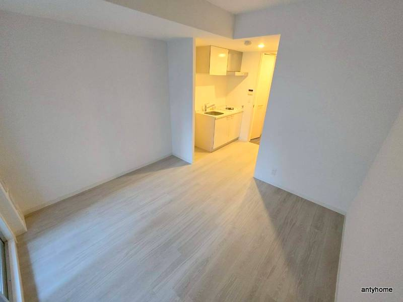 ブラウ本町東　仲介手数料無料の洋室