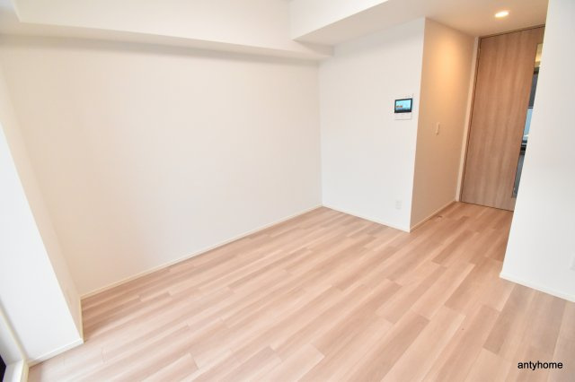 ルネフラッツ谷町四丁目　仲介手数料無料の居間・リビング