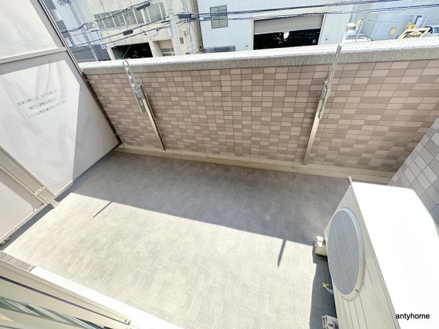 アプリーレ南堀江　仲介手数料無料のバルコニー