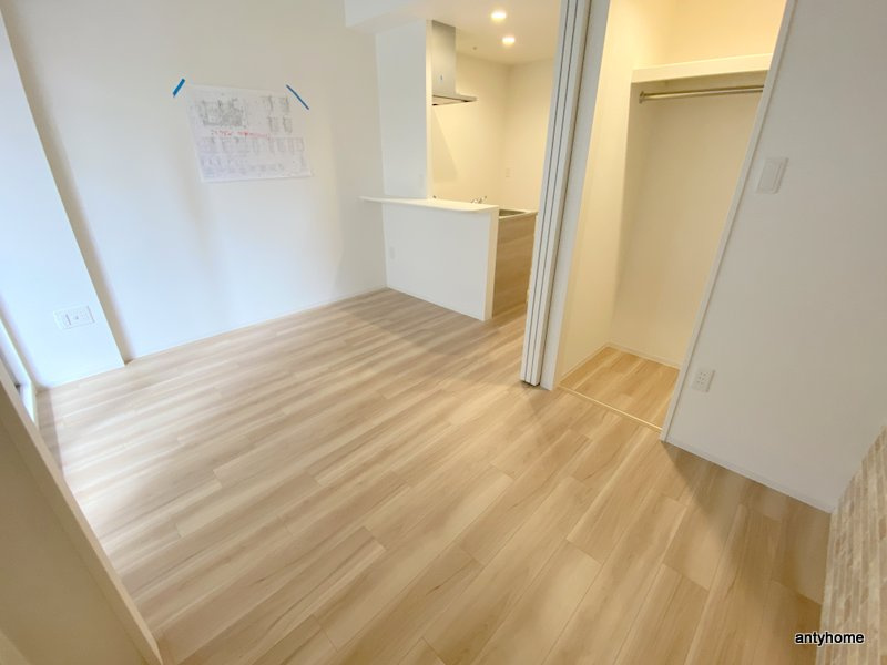 セレニテ難波ミラク壱番館　仲介手数料無料の寝室