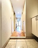 レオーネ上野入谷の玄関