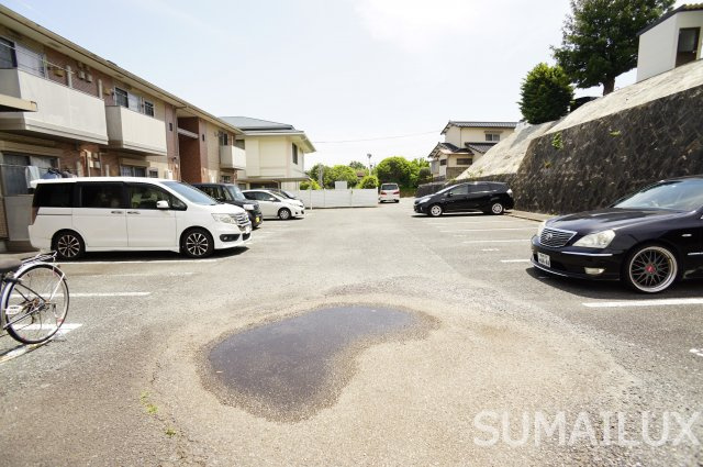 フラワーヒルの駐車場