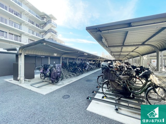 プラウドシティ伊丹の駐輪場|共用部（駐輪場）