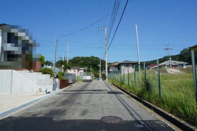 白川台4丁目土地　の前面道路含む現地写真|公道　幅員約6.0ｍ