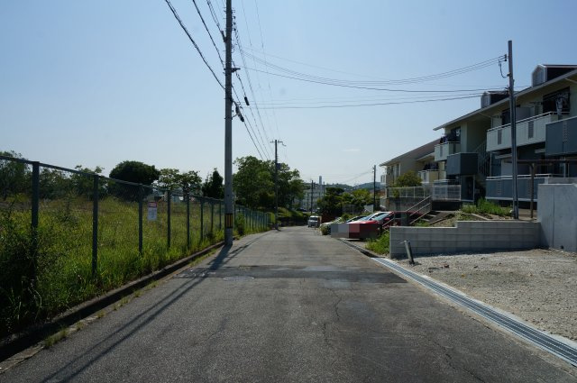 白川台4丁目土地　の前面道路含む現地写真|公道　幅員約6.0ｍ