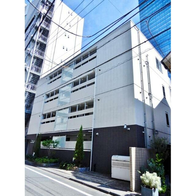 【外観】 | ヴェルデ中野本町 | 鉄筋コンクリート造のがっちりとした建物。