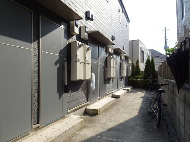 【エントランス】 | ソラーナイズミ