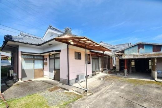 北諸県郡三股町大字長田の中古一戸建