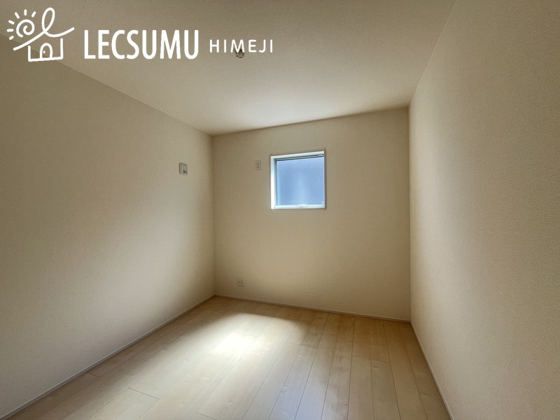 赤穂市片浜町3期/新築戸建の洋室