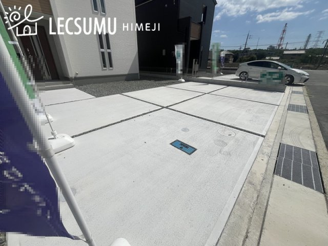 赤穂市片浜町3期/新築戸建の駐車場