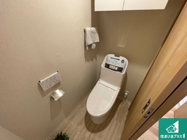 パレ武庫川プルミエールIIIのトイレ|シンプルで清潔感のあるトイレです。