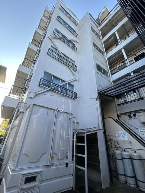 第一幸亀ビルの外観