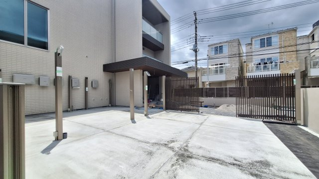 領家プライムコートⅠの駐車場