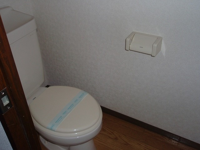 ドゥジェームNISHITAYAのトイレ|ゆったりとした空間のトイレです
