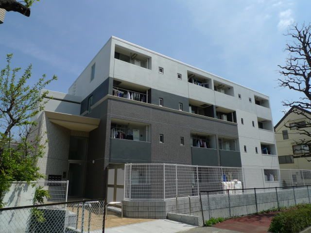 プリズプランタンⅡの外観