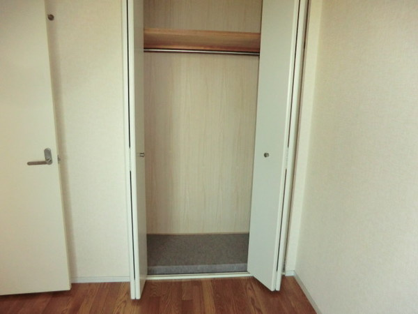 サバービア泉大津の収納|小物を収納するのに便利です