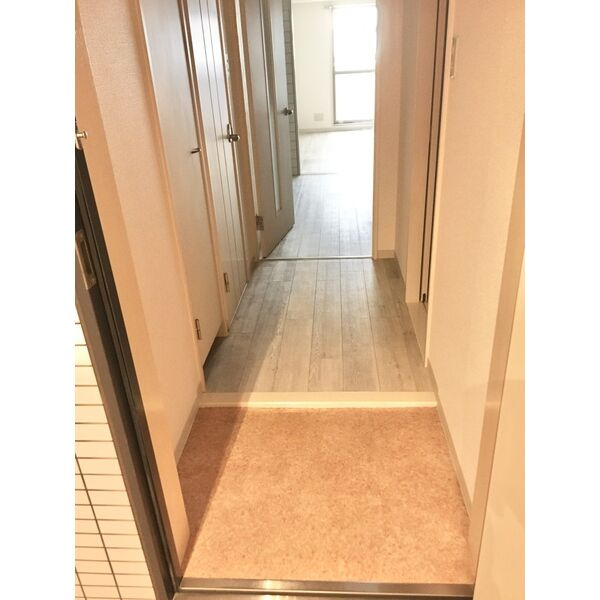 プライムコート栄生　名古屋市賃貸　仲介手数料無料の玄関