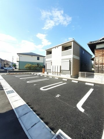 クレールすぎやま　Ⅱの駐車場