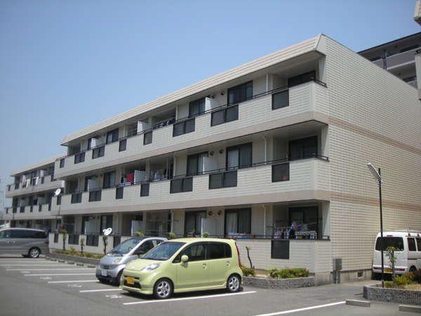 泉大津市東雲町のハイツの外観|外観も気になるポイント