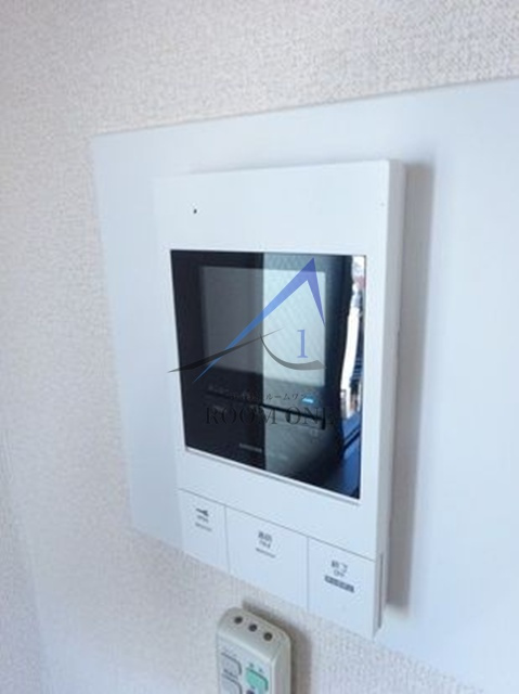 プレール学芸大学弐番館のセキュリティ|モニター付インターホンです。