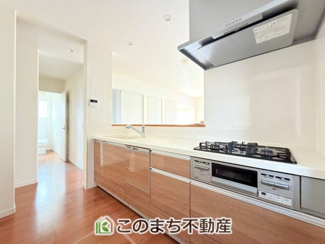 宇都宮市宝木町2丁目戸建のキッチン|人気の対面式キッチン☆料理をしながらご家族とコミュニケーションが取れます♪