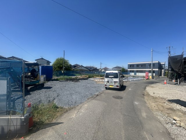 新築　前橋市駒形町1区画の前面道路含む現地写真|現地写真　北側接道幅員約2.0ｍ　西側接道幅員約2.0ｍ