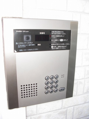 フェリスアマーレのセキュリティ|オートロック（同一仕様写真）