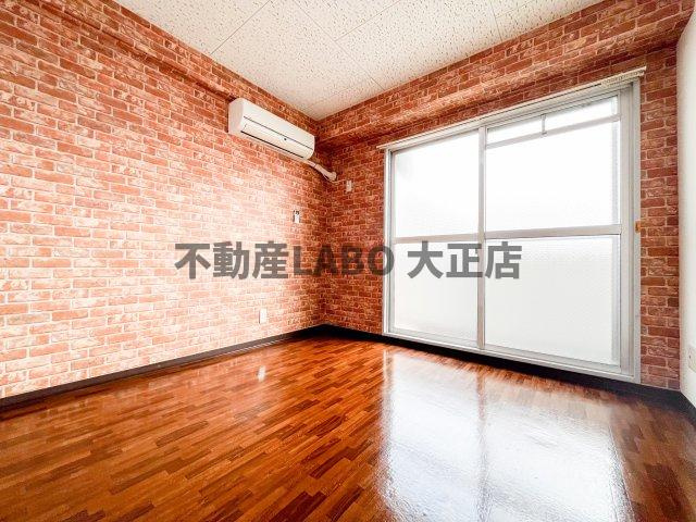 LakiaMaison弁天町の洋室