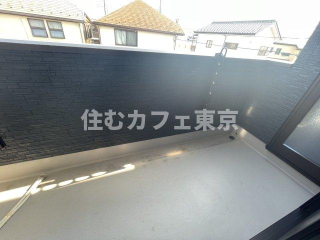 立川市栄町２丁目のアパートのバルコニー