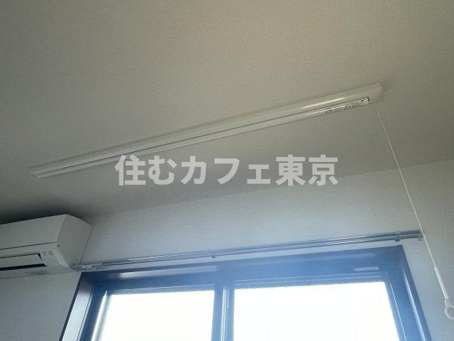 立川市栄町２丁目のアパートの設備|室内物干しです