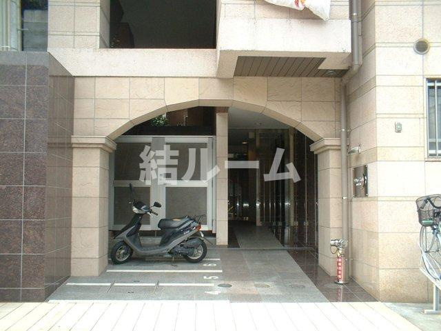 板橋区徳丸２丁目の賃貸マンションのエントランス