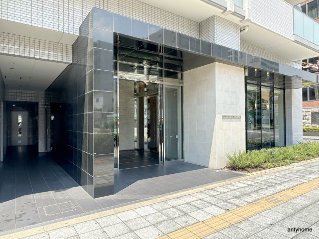 CITY SPIRE難波グレイスのエントランス