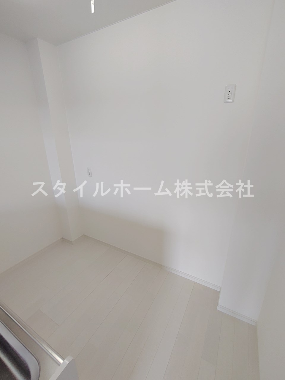 ＺＥＥＫの内装|別部屋写真です。
