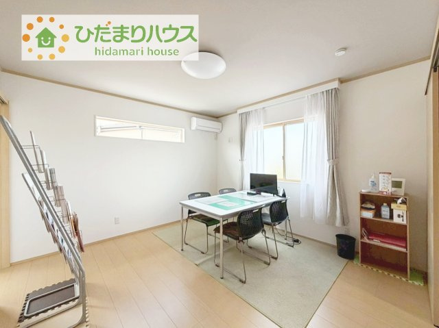【寝室】 | 坂東市岩井　新築戸建 | 広めの主寝室は、ベッドの他にもパソコンデスクやドレッサーなども置けちゃいます(*^-^*)