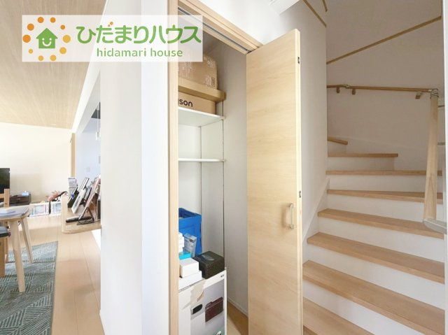 【収納】 | 坂東市岩井　新築戸建 | 掃除機や買い溜めしたい日用品をしまうのに便利です！