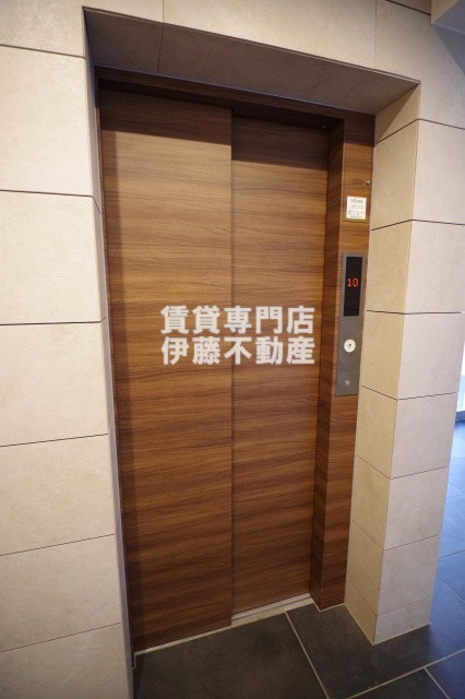 ArtizA浅間町のロビー