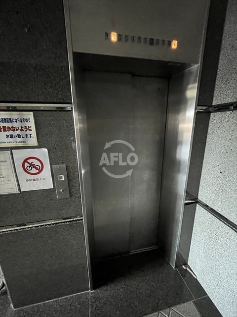 セイワパレス四天王寺　大江小学校区の玄関|セイワパレス四天王寺　玄関