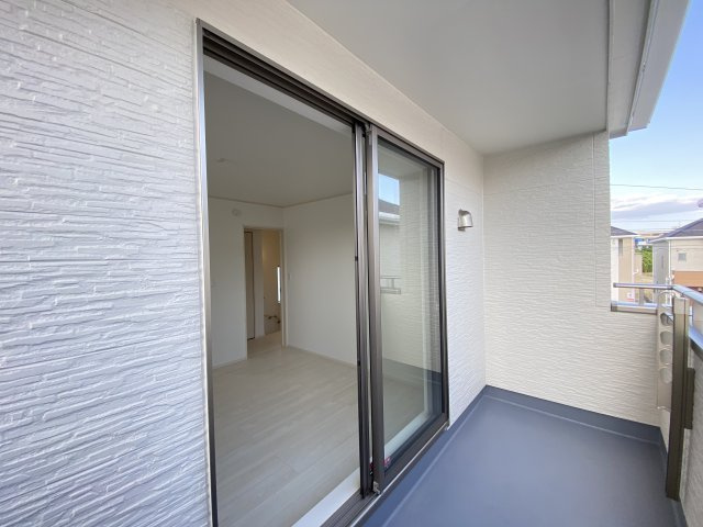 西原町与那城（全2棟）ラストB号棟のバルコニー|※同仕様写真です