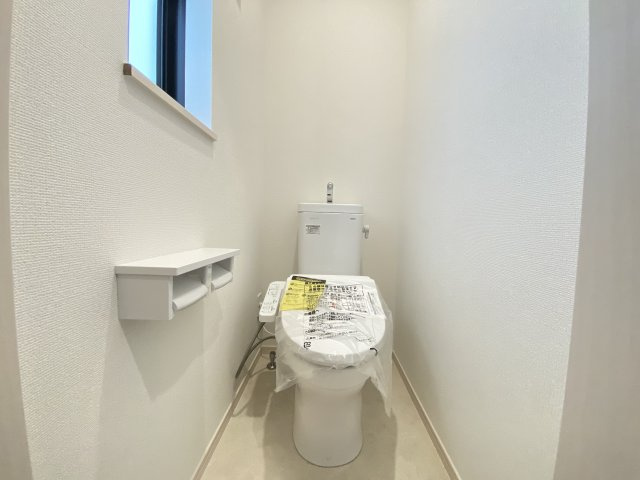 西原町与那城（全2棟）ラストB号棟のトイレ|※同仕様写真です