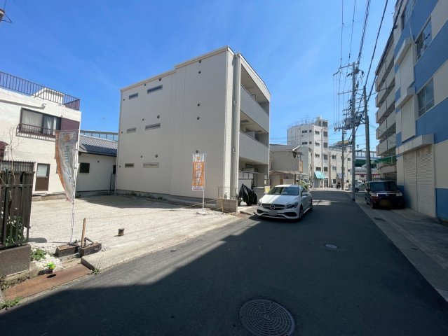 【前面道路含む現地写真】の画像