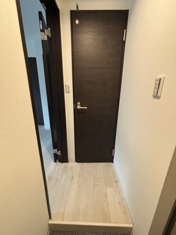【玄関】 | ジーメゾン寝屋川秦町ルシェール