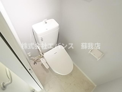 【トイレ】 | レアリゼ蘇我Ⅱ | 清潔感のあるトイレです