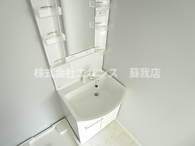 【独立洗面台】 | レアリゼ蘇我Ⅱ | 朝の支度にも助かる、独立の洗髪洗面化粧台