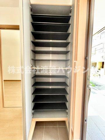 庄内栄町1丁目一戸建の収納