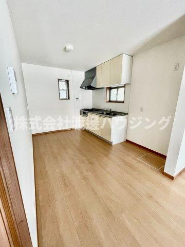 庄内栄町1丁目一戸建の内装