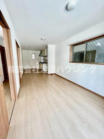 庄内栄町1丁目一戸建の居間・リビング