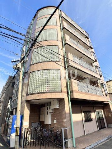 イデアールスパジオの外観