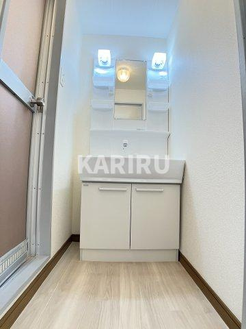 イデアールスパジオの独立洗面台