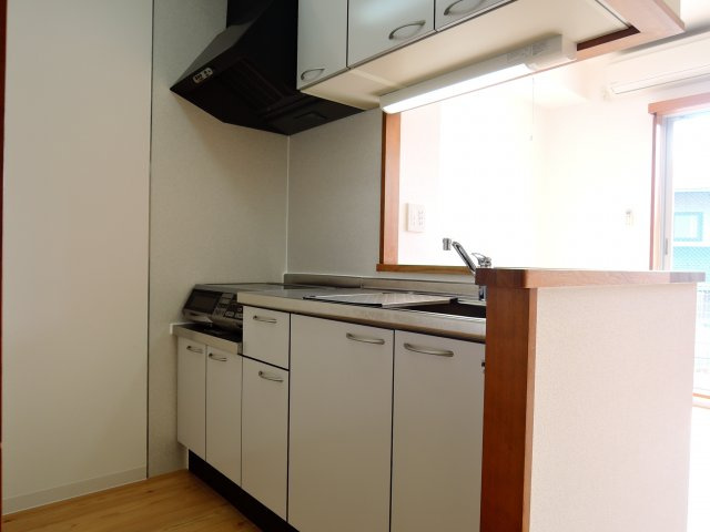 高槻市古曽部町１丁目の賃貸マンションのキッチン